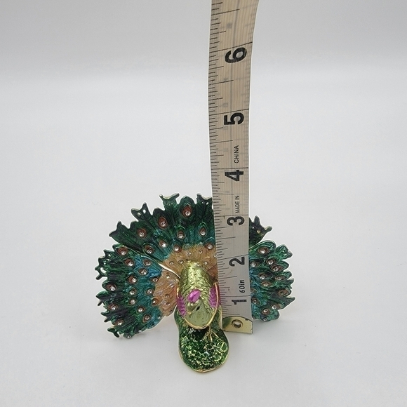 hinged Trinket Box 3.0" Peacock Eye Tail Feathers - Picture 12 of 13